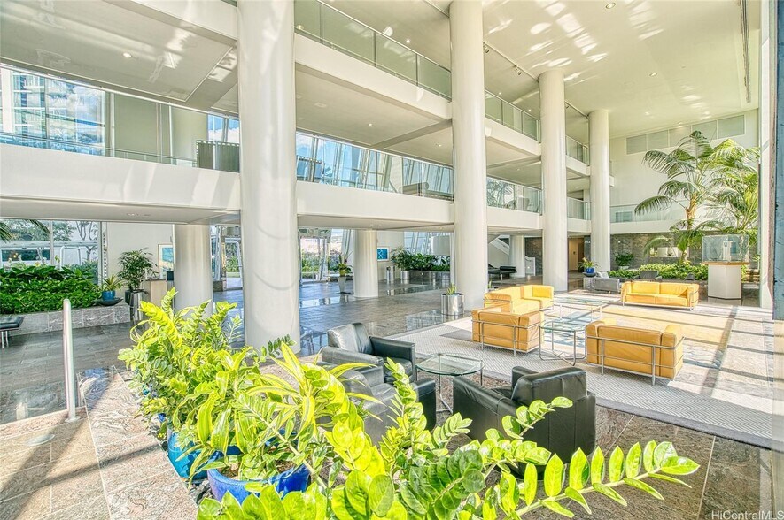 Building Photo - 88 Piikoi St