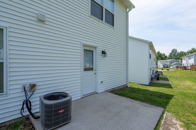 Building Photo - 3523-3525 Prescott Dr.