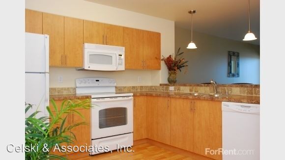 Building Photo - 785 Canyon St