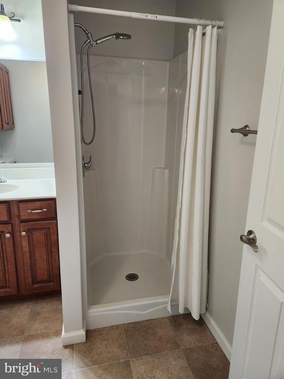 Building Photo - 28 Holler Rd