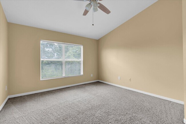 Building Photo - 9624 Carlsdale Dr