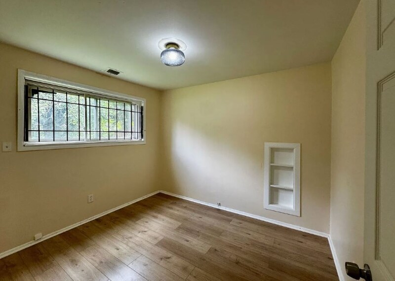 Building Photo - 15914 Dacosta St