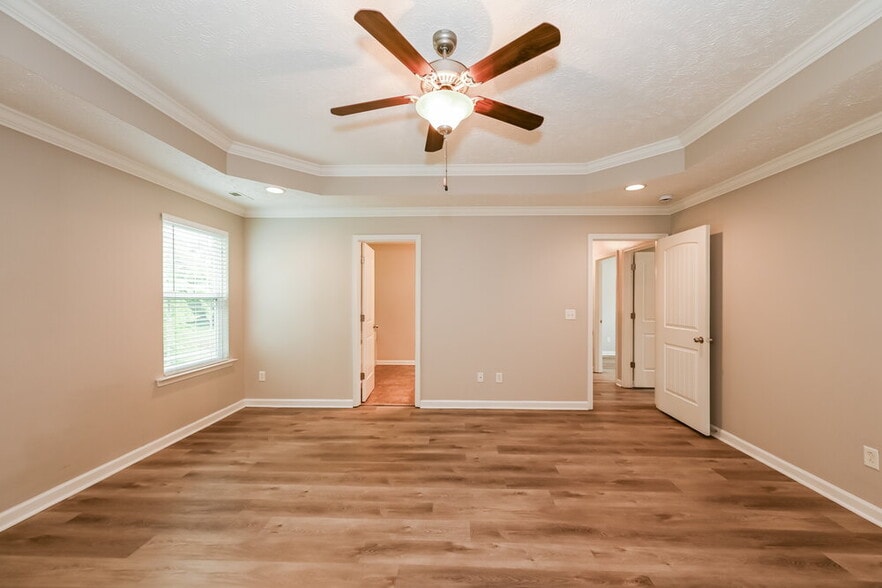 Building Photo - 2919 Painted Pony Dr