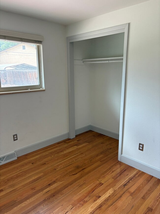 Building Photo - 3071 S Hobart Way