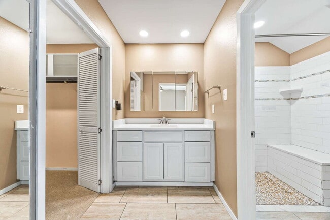 Building Photo - "Charming garden home offers 3-Bedroom Sanctuary with Cozy Fireplace in San Antonio – 1710 Sq Ft ...