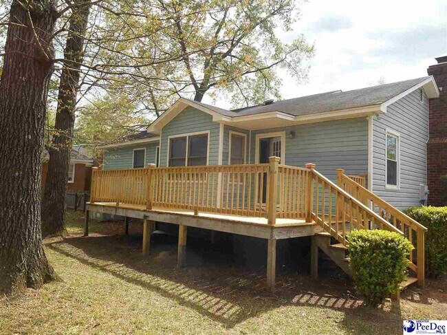 Building Photo - 2379 Chadwick Dr