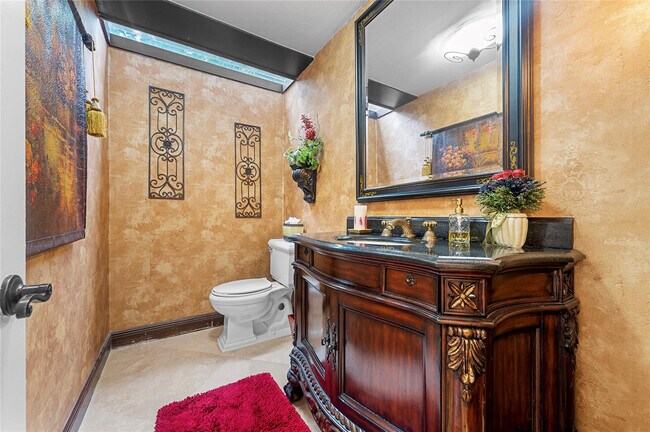 Building Photo - 10111 Vestal Ct