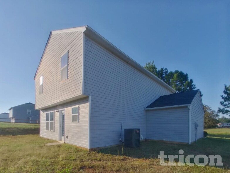 Building Photo - 741 Bo Run Dr