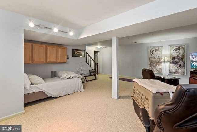 Building Photo - 2131 Silentree Dr