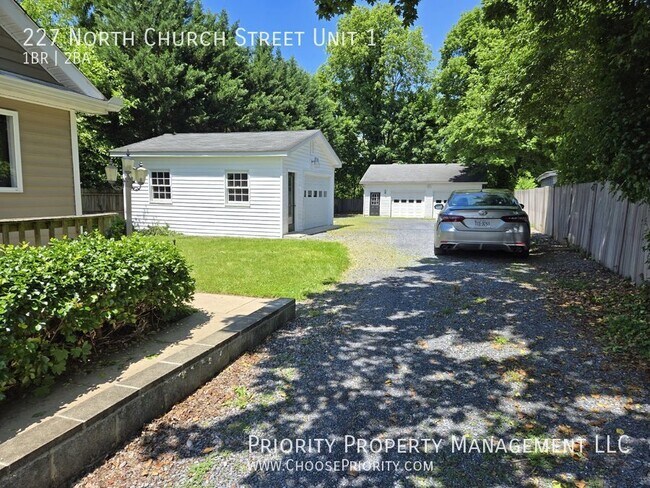 Building Photo - 227 N Church St