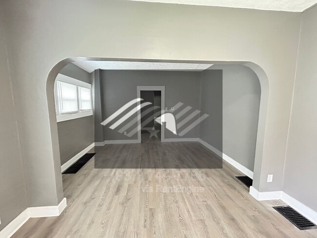 Building Photo - 314 Lorenz Ave