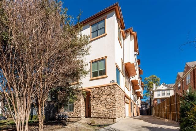 Building Photo - 4432 Bowser Ave