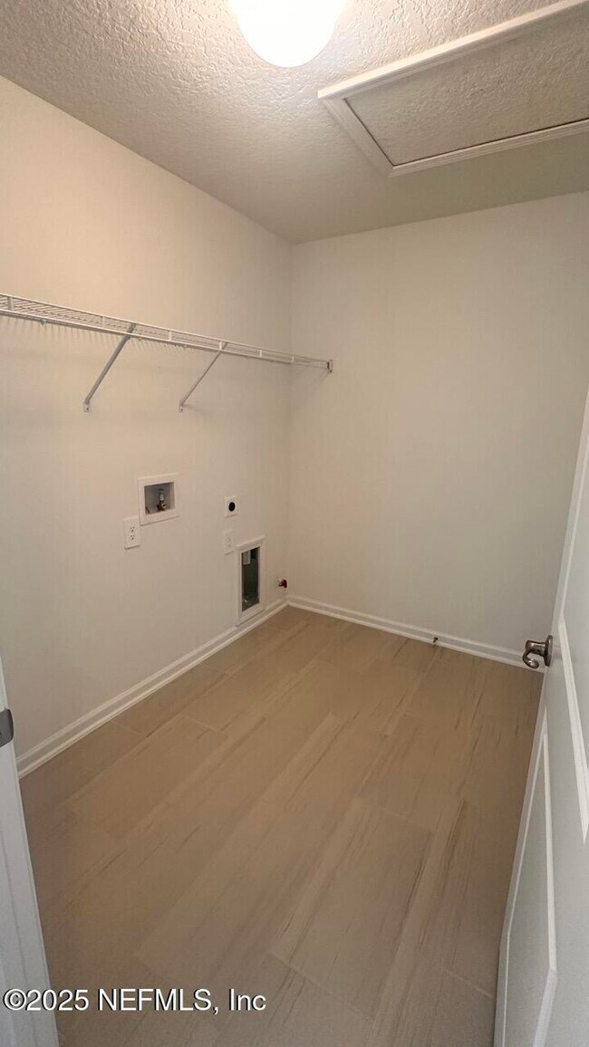 Building Photo - 47 Carbonell Pl