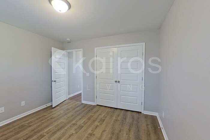 Building Photo - 203 Western Red Cedar Dr
