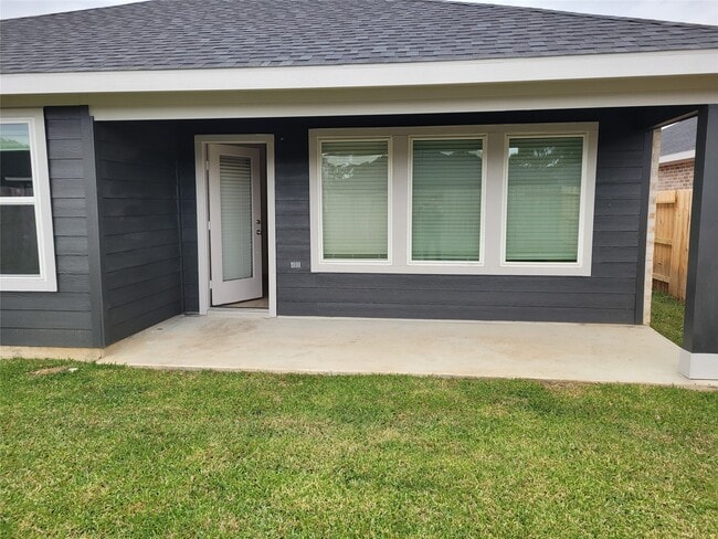 Building Photo - 4951 Pne Hvn Ln