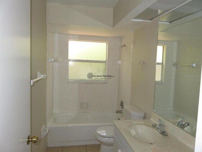 Building Photo - 1527 Count Nicholas Ct