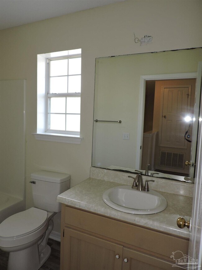 Building Photo - 3296 Two Sisters Wy