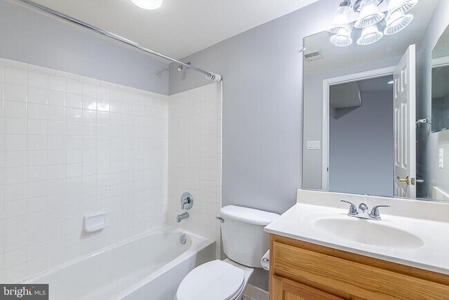 Building Photo - 24635 Kings Canyon Square