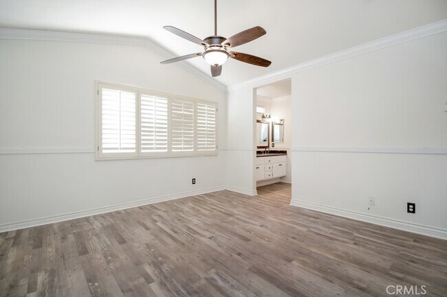 Building Photo - 24862 Vista Rancho