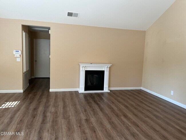 Building Photo - 5233 Huntley St
