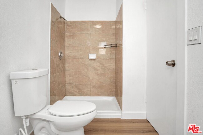 Building Photo - 15376 Washoan Rd