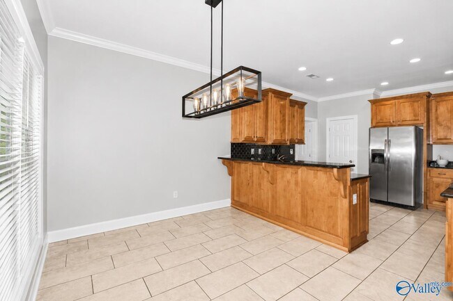 Building Photo - 103 Tudor Pl