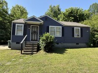 Building Photo - 1711 Dabbs Ave