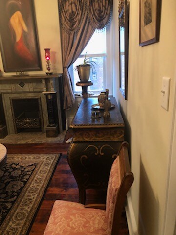 Building Photo - 228 Allen St