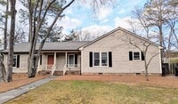 Building Photo - Fenced in Back Yard! Two Bedroom Two Bath ...