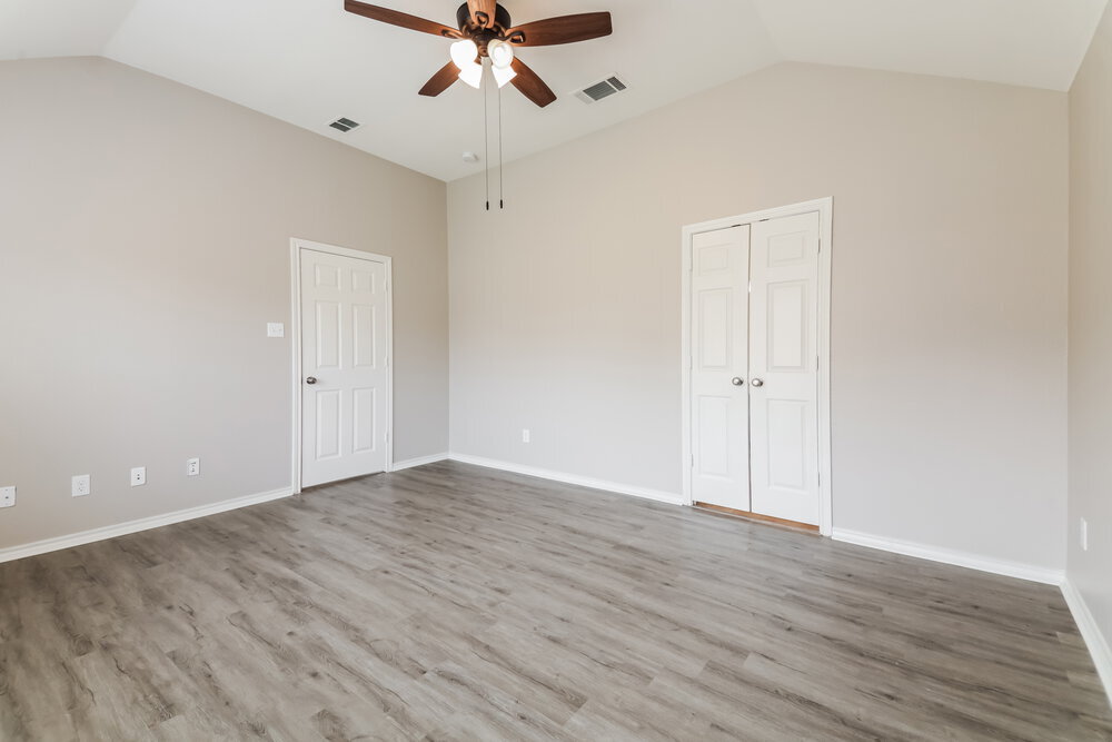 Building Photo - 1008 Halifax Ln