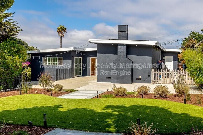 Building Photo - 3057 Otto Dr