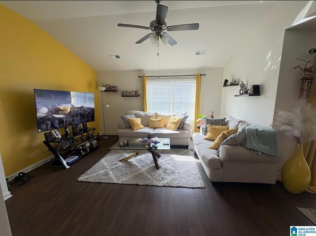 Building Photo - 788 Michelle Mnr