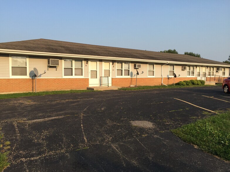 Primary Photo - 422 Windsor Dr