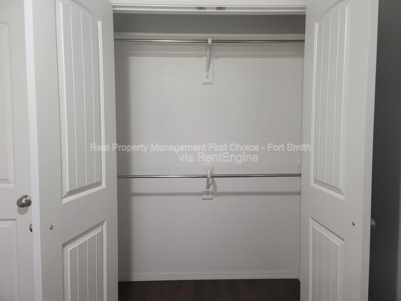 Building Photo - 2006 Ingalls Ln