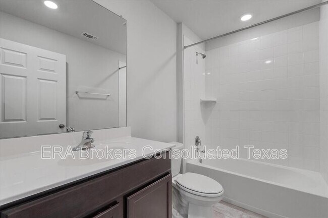 Building Photo - 108 Ragnar Dr