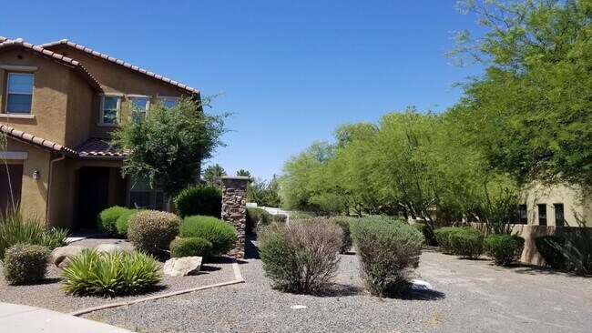 Building Photo - 2248 E Ottawa Ln