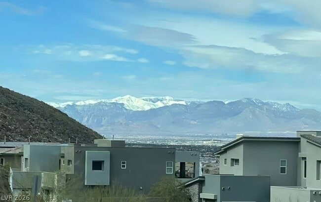 Building Photo - 338 Kandinsky Ct