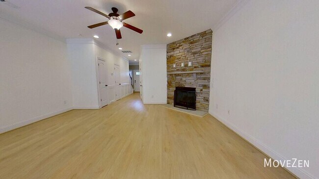 Building Photo - 1167 Augustine Heights Dr