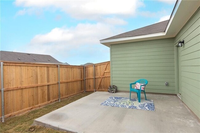 Building Photo - 124 Spiny Lizard Ln