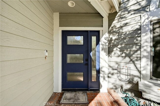 Building Photo - 3355 Sterling Dr