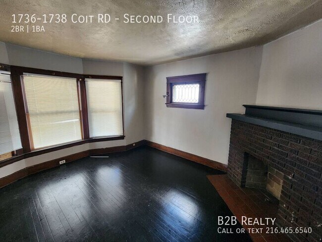 Building Photo - 1736-1738 Coit RD-Second Floor