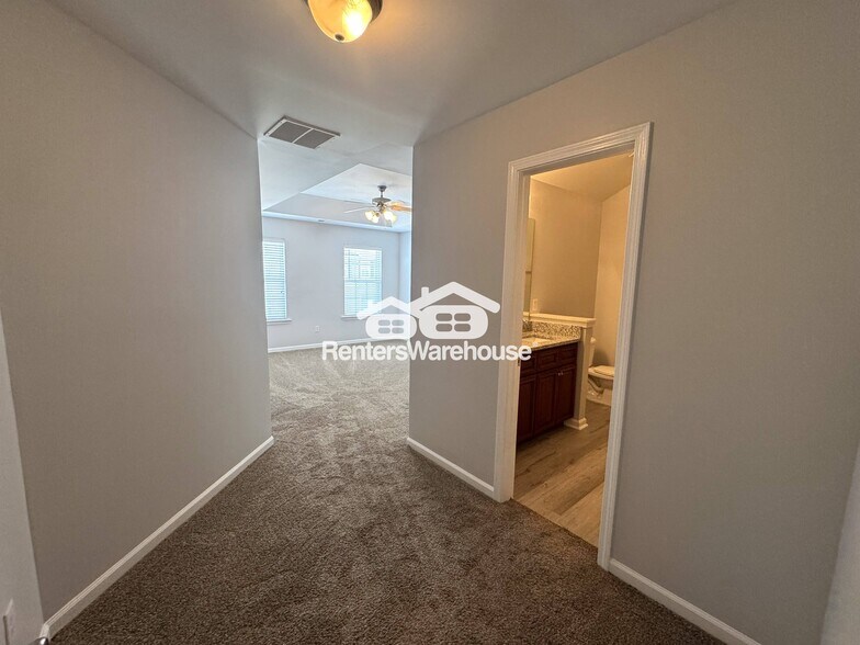 Building Photo - 7568 Rutgers Cir
