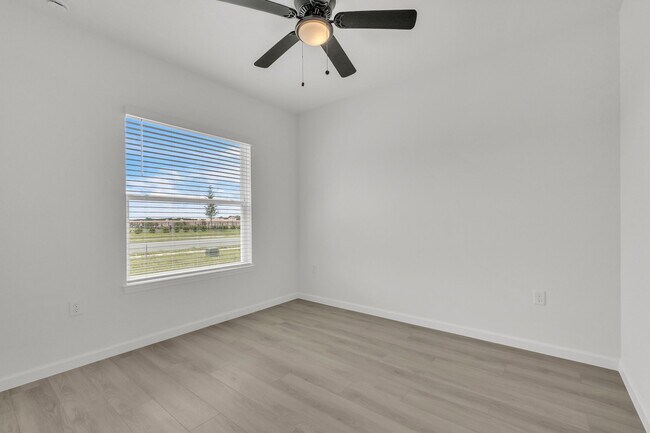 Building Photo - 2535 Slim Haywood Ave