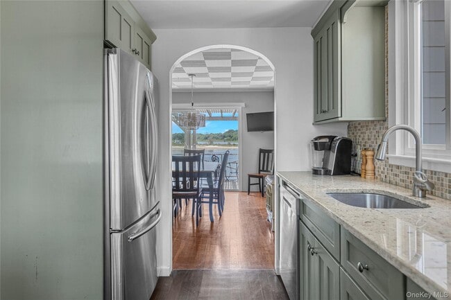 Building Photo - 286 Towd Point Rd