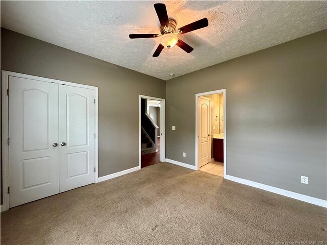 Building Photo - 250 Bayleaf Dr