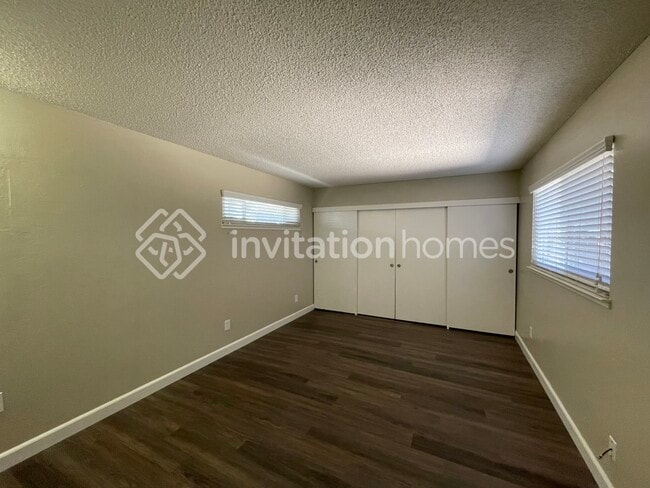 Building Photo - 9035 Sutters Gold Dr