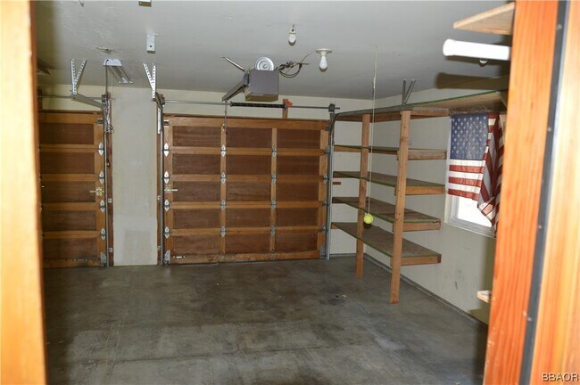 Building Photo - 617 E Barker Blvd
