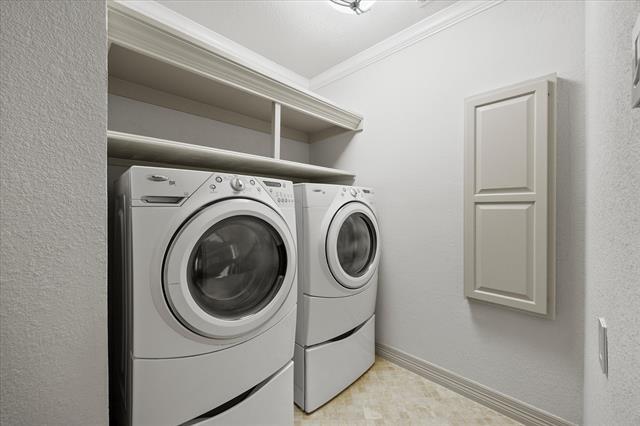 Building Photo - 3830 Mediterranean St