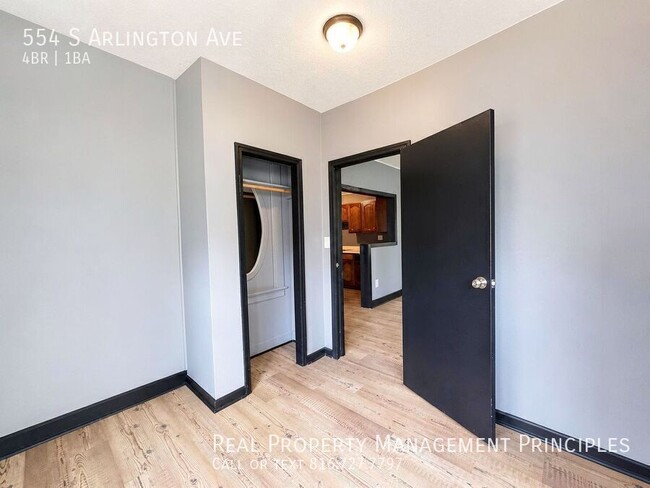 Building Photo - 554 S Arlington Ave