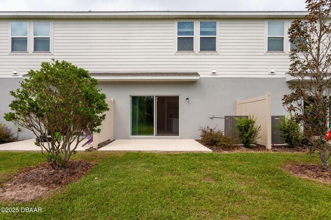 Building Photo - 326 Riverfront Wy